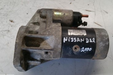 Motor de arranque Nissan d22 2000
